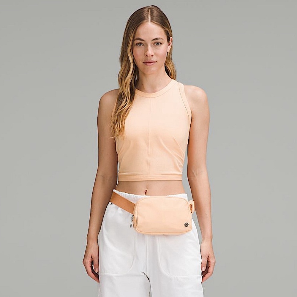 Lululemon Peach Bellini Everywhere Belt Bag 1L - Picture 2 of 4